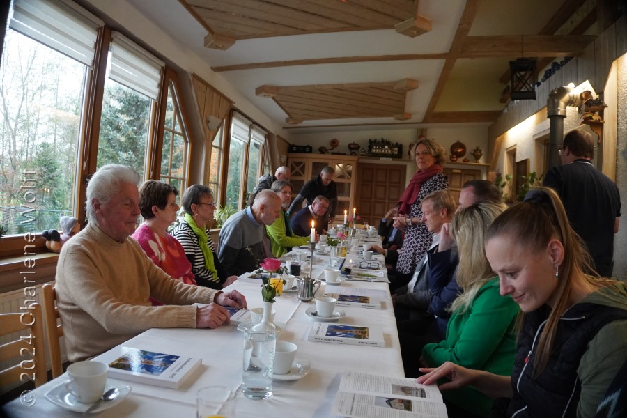 Vorstellung bei Kaffee und Kuchen